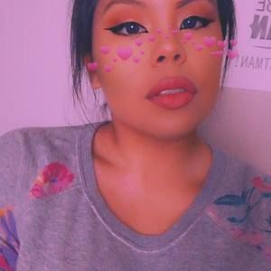 Meet your Posher, Violet